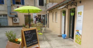 Gostilna Labirint - Simbolina slika postrebe